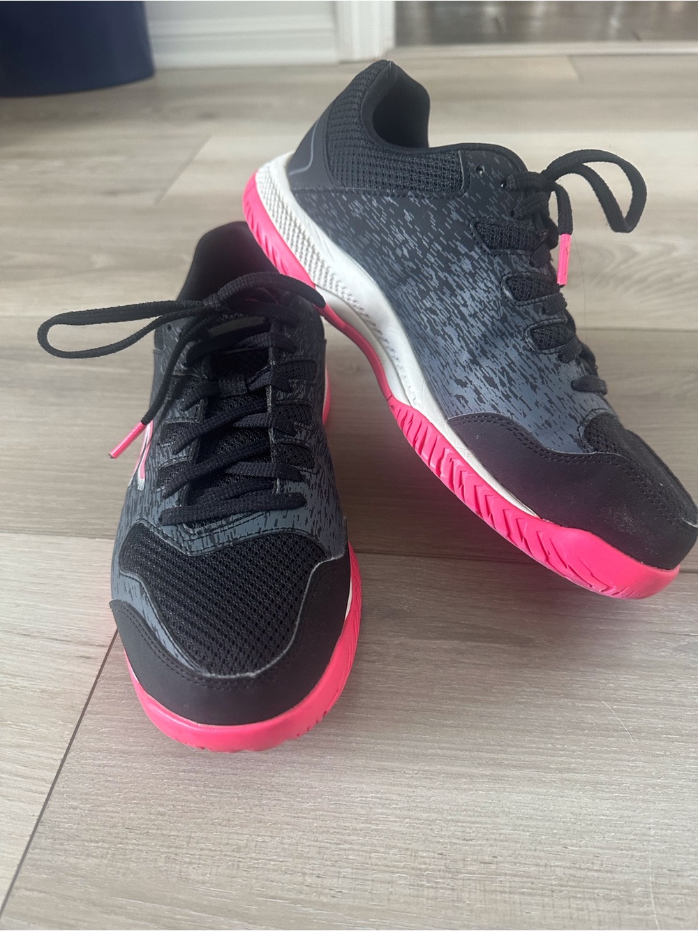 Skechers Black and Hot Pink Women's Athletic Sneakers